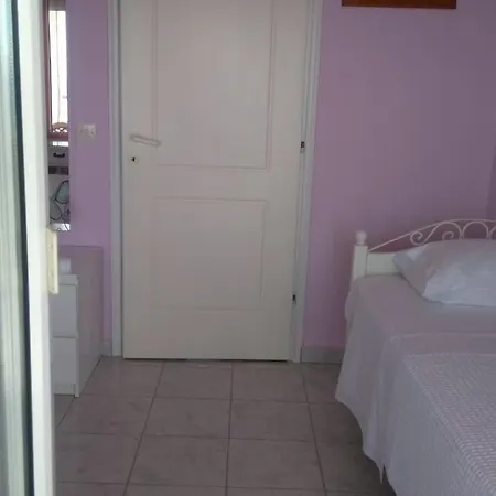 Dani's Summer House * גראקיני