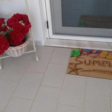 בית נופש Dani's Summer House גראקיני
